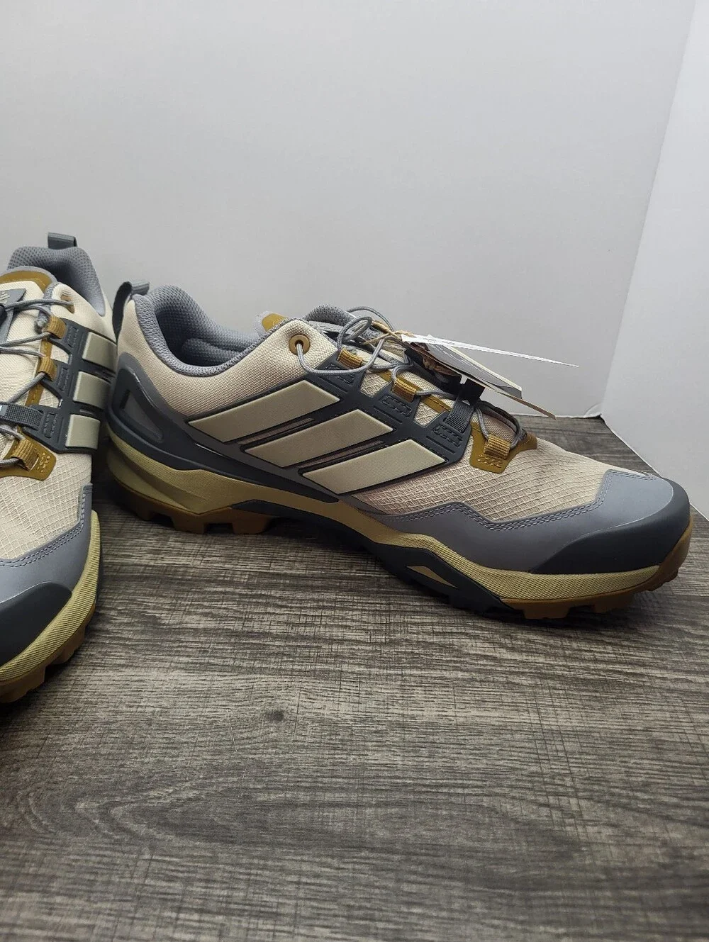 Adidas Terrex Skychaser Gore Tex Wonder Beige Men’s Sz 12 IH1094  Shoes Sneakers
